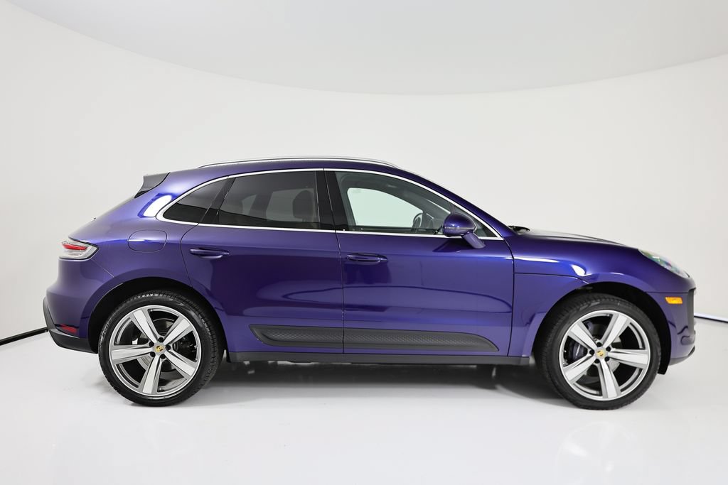 Certified 2026 Porsche Macan AWD/4WD image 8