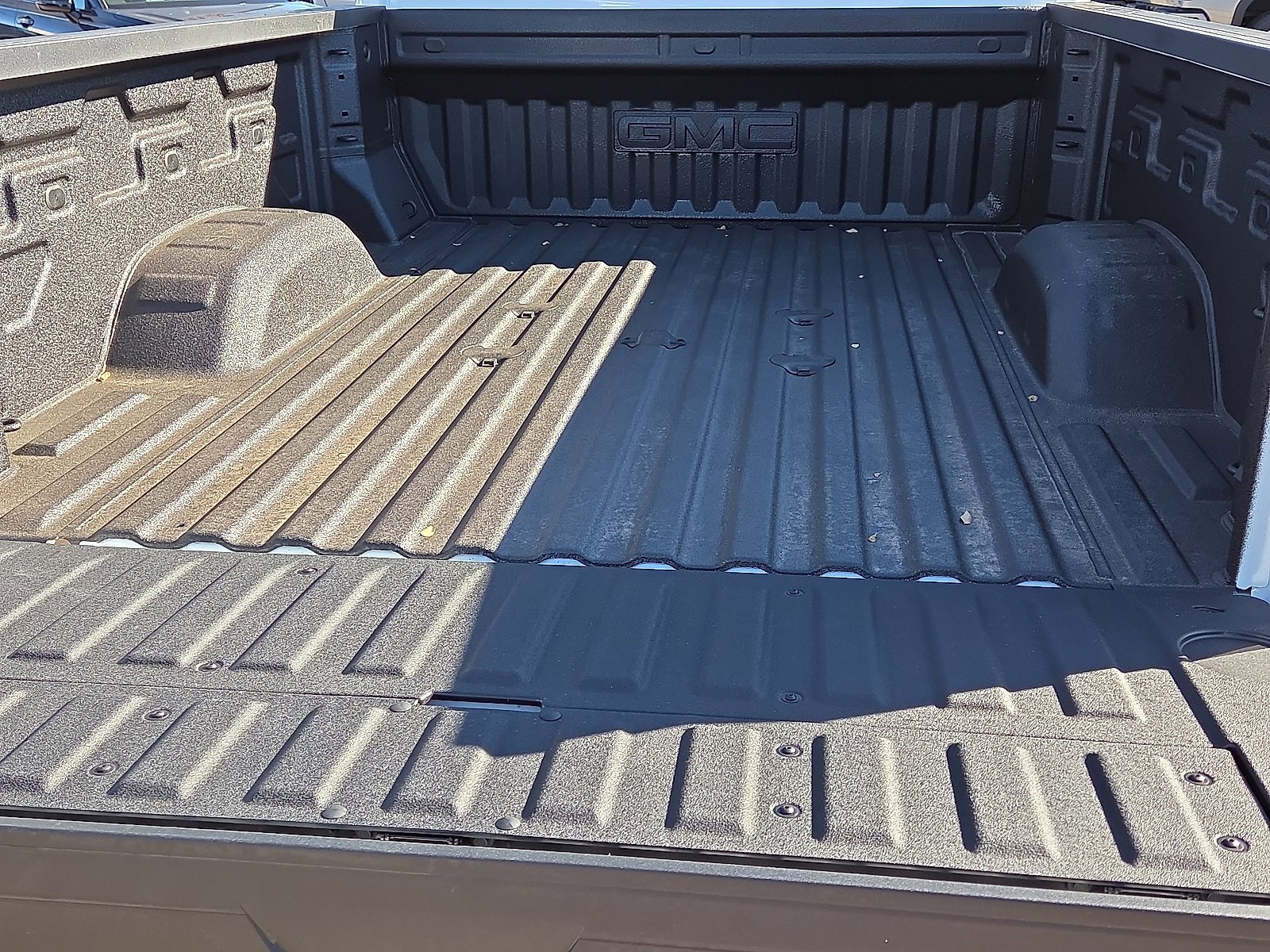 New 2026 GMC Sierra 2500 AT4 w/ AT4 Premium Plus Package image 7