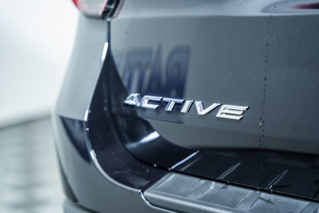 New 2026 Ford Explorer Active AWD/4WD image 8