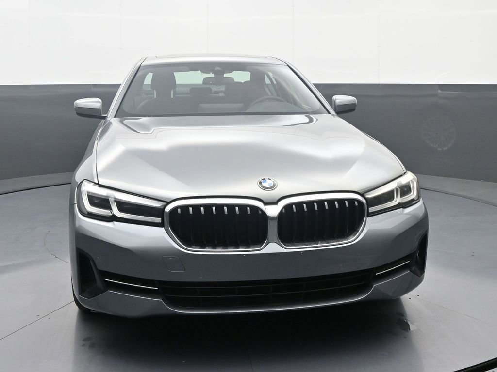 Used 2023 BMW 530i xDrive AWD/4WD image 2