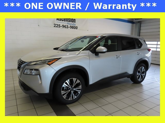 Used 2023 Nissan Rogue SV image 1