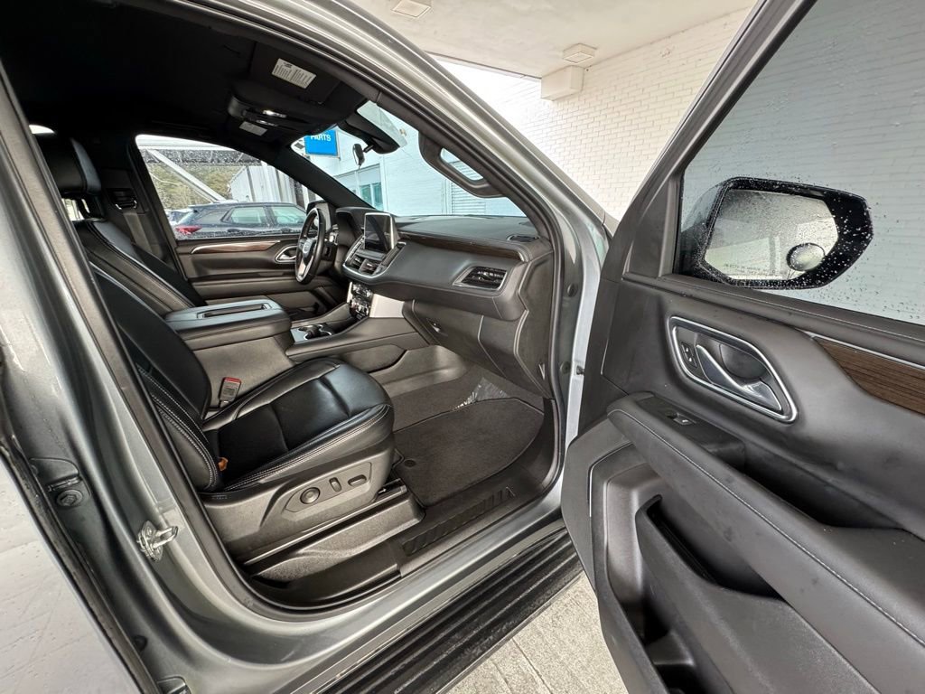 Used 2021 GMC Yukon SLE image 16