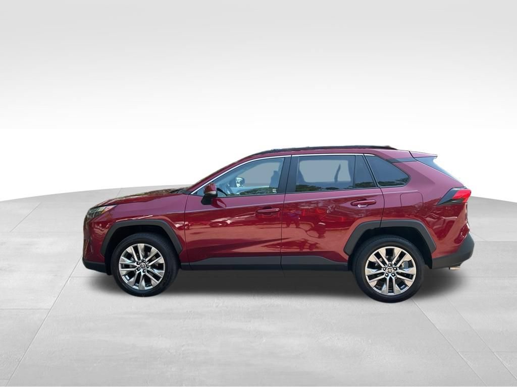 Used 2022 Toyota RAV4 XLE Premium FWD video 2