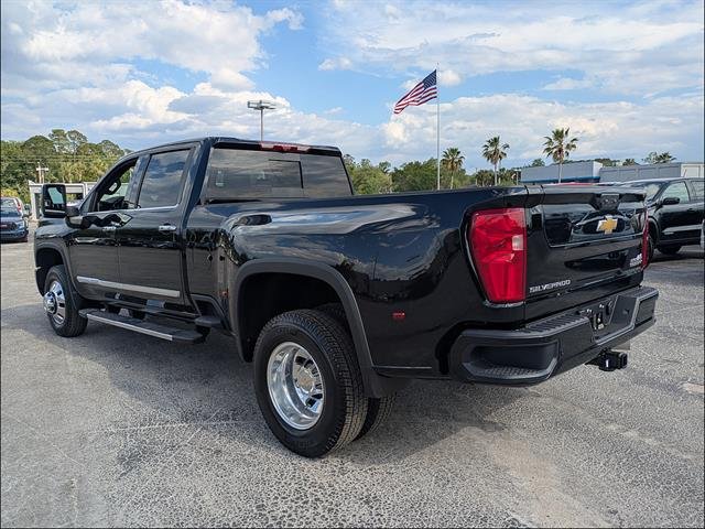 New 2026 Chevrolet Silverado 3500 High Country w/ Technology Package AWD/4WD image 5