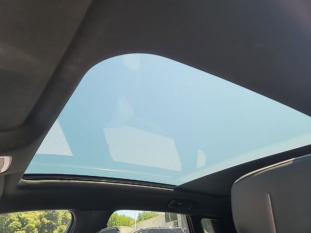 Certified 2024 Cadillac Lyriq Tech w/ Driver Assist Package AWD/4WD image 23