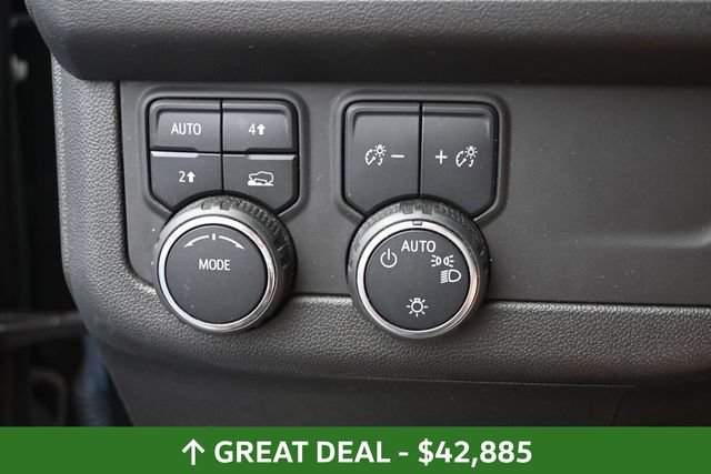 Used 2024 Chevrolet Tahoe LT AWD/4WD image 39
