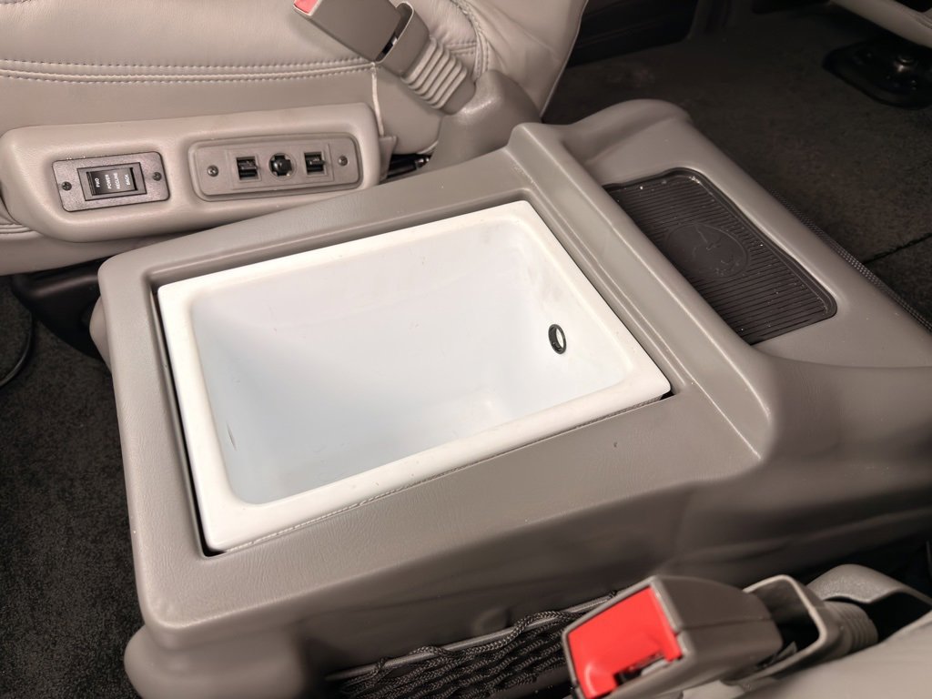 Used 2021 Chevrolet Express 2500 LS w/ Enhanced Convenience Package image 36