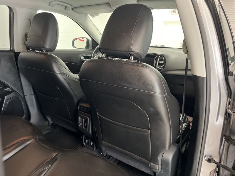 Used 2019 Jeep Compass Altitude image 11