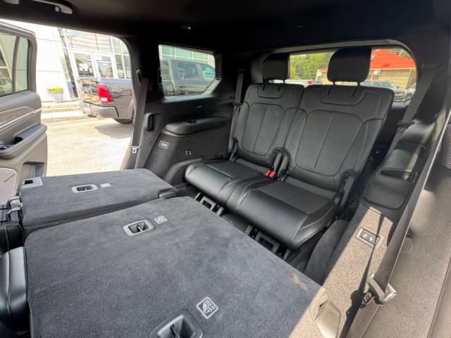 Used 2022 Jeep Grand Cherokee L Overland image 25