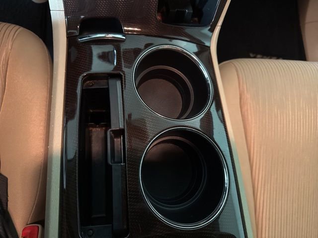 Used 2011 Toyota Venza AWD w/ Convenience Pkg image 29