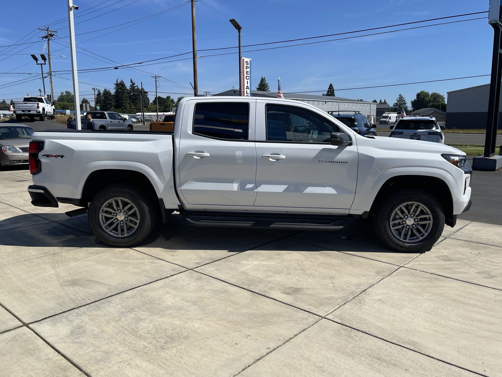 New 2026 Chevrolet Colorado LT w/ LT Convenience Package AWD/4WD image 6