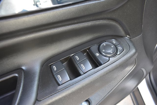 Used 2022 Chevrolet Equinox LT image 11