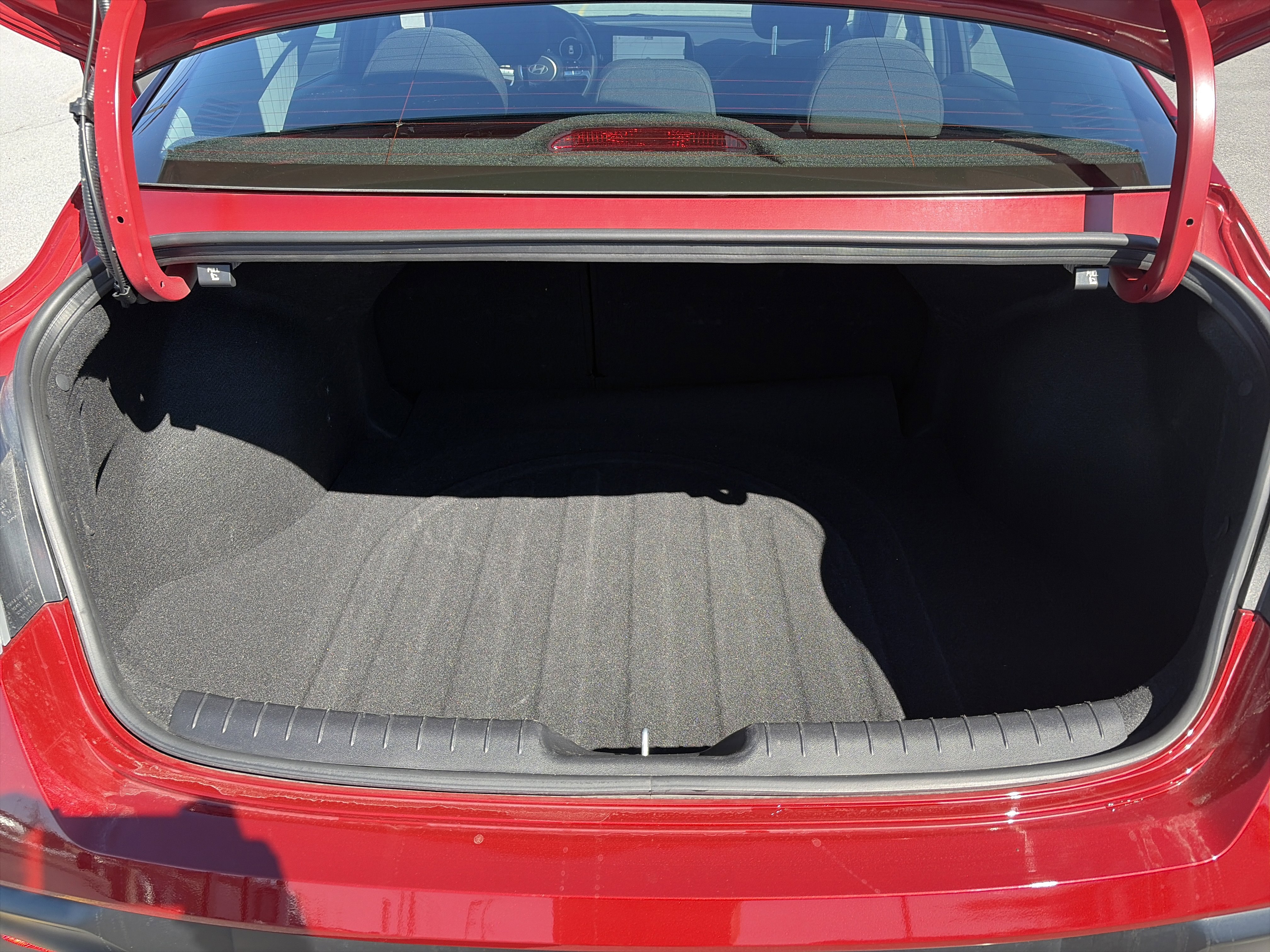 Used 2025 Hyundai Elantra SEL image 5