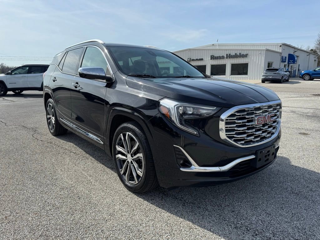 Used 2018 GMC Terrain Denali w/ Advanced Safety Package image 10