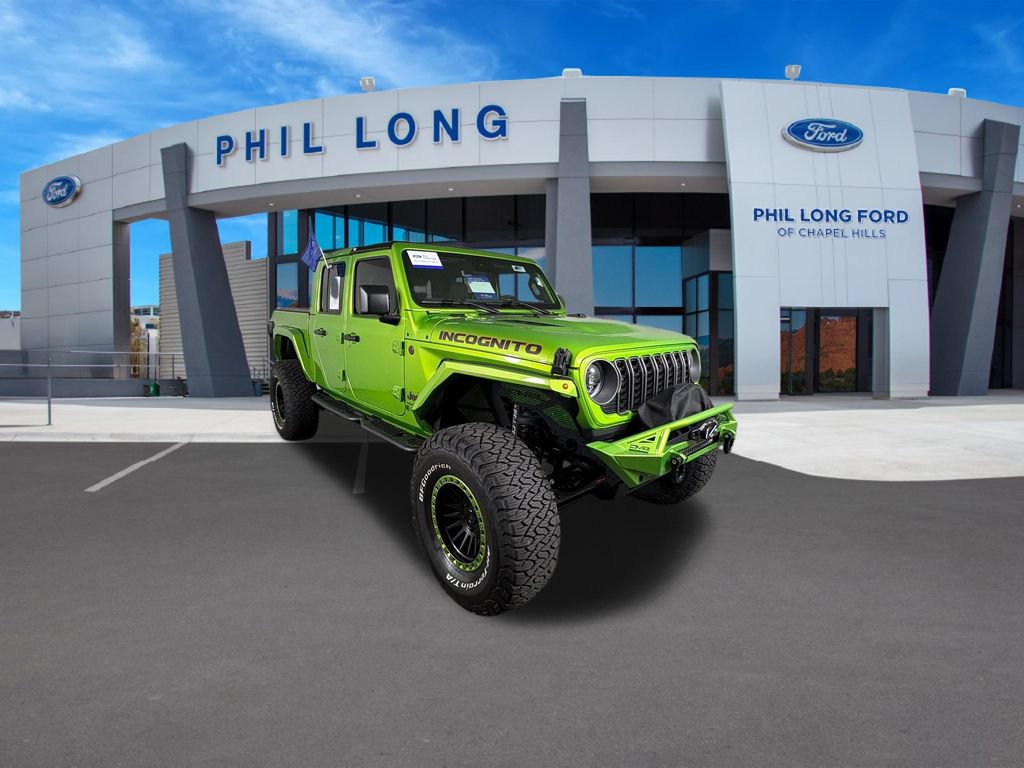 Used 2025 Jeep Gladiator Rubicon AWD/4WD image 7