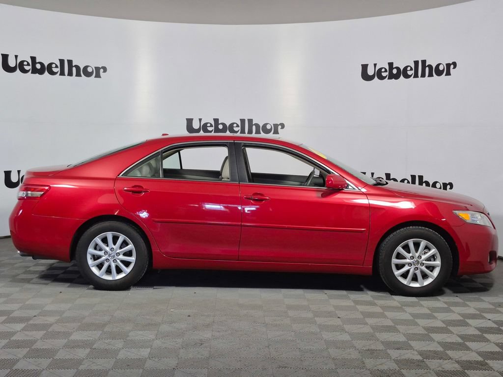 Used 2010 Toyota Camry XLE w/ Leather Pkg FWD image 8