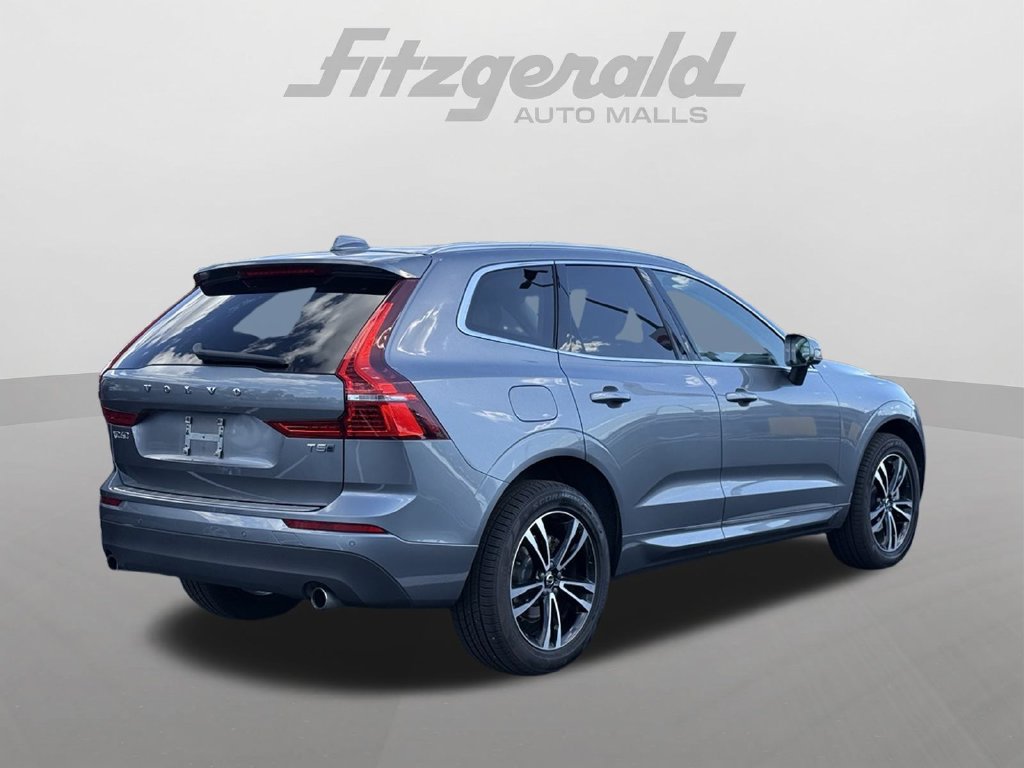 Used 2021 Volvo XC60 T5 Momentum w/ Premium Package AWD/4WD image 5
