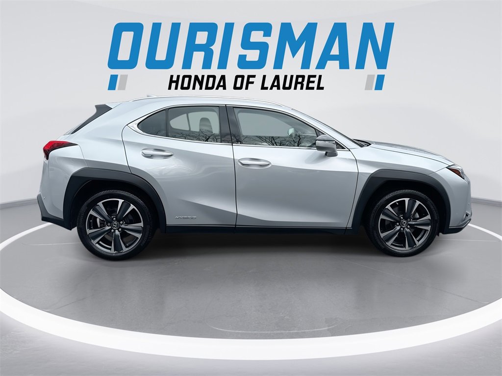 Used 2020 Lexus UX 250h 250h Base w/ Premium Package image 9