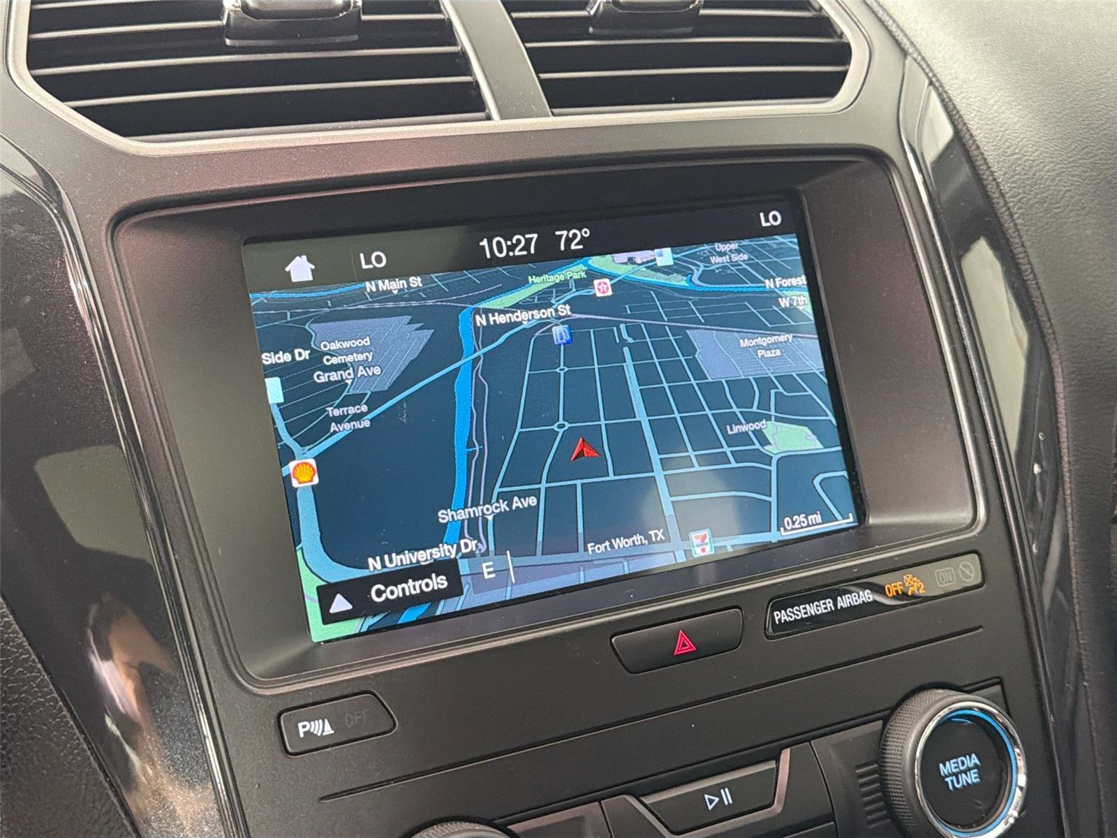Used 2019 Ford Explorer XLT w/ Equipment Group 202A AWD/4WD image 12
