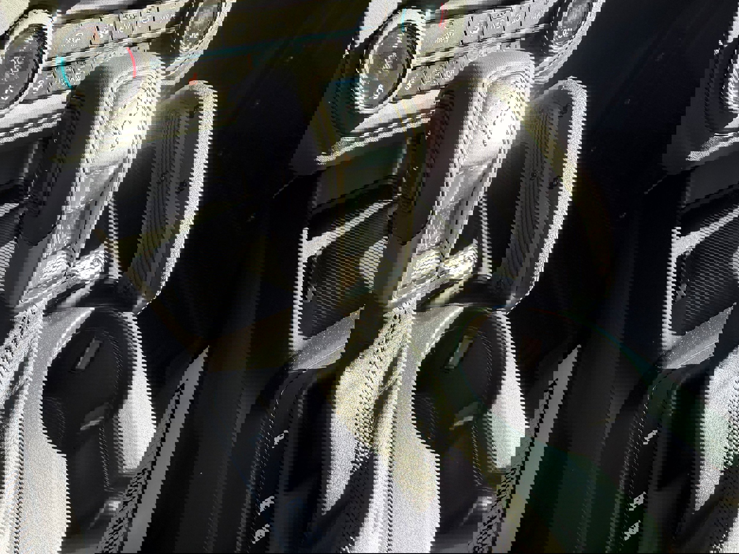 New 2025 Ford Bronco Badlands image 18