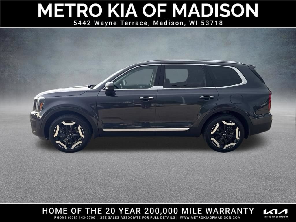 Used 2025 Kia Telluride S AWD/4WD image 3