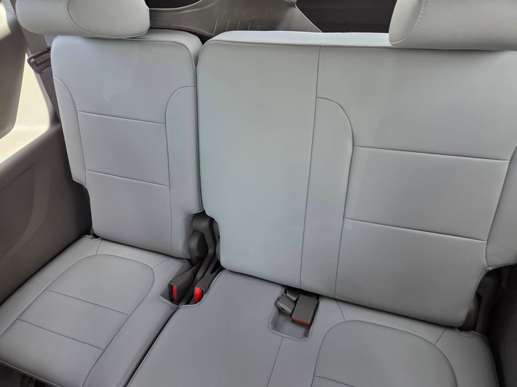 Used 2020 Chevrolet Traverse Premier w/ LPO, Floor Liner Package FWD image 8