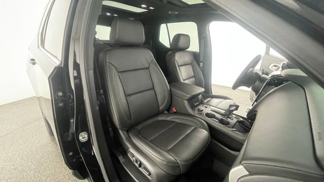 Used 2024 Chevrolet Traverse Limited LT image 50