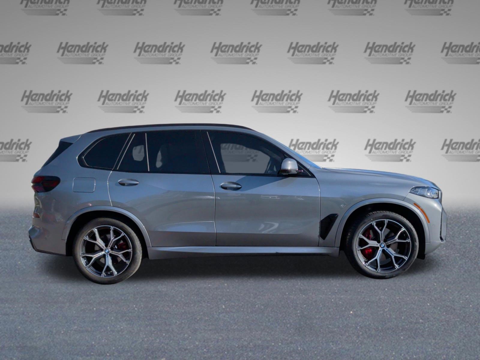 Certified 2024 BMW X5 xDrive40i w/ M Sport Package image 6