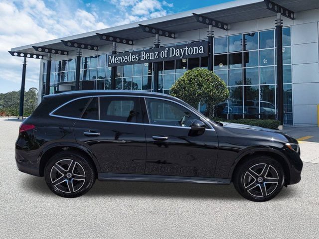 Certified 2026 Mercedes-Benz GLC 300 image 3
