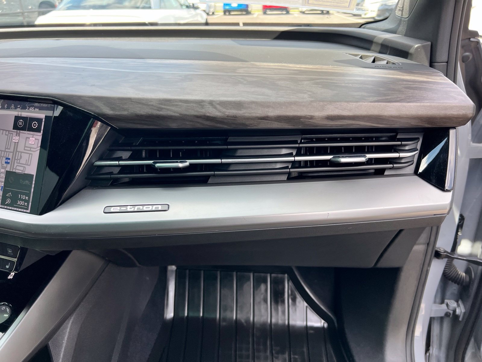 Used 2024 Audi Q4 e-tron Premium Plus RWD image 76
