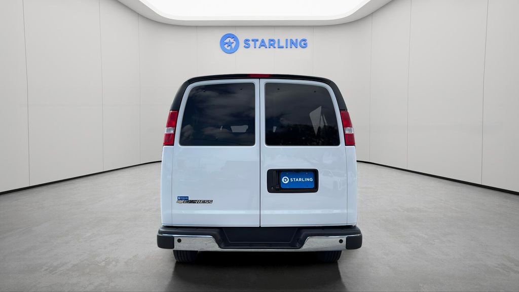 Used 2025 Chevrolet Express 3500 LT w/ LT Preferred Equipment Group image 7