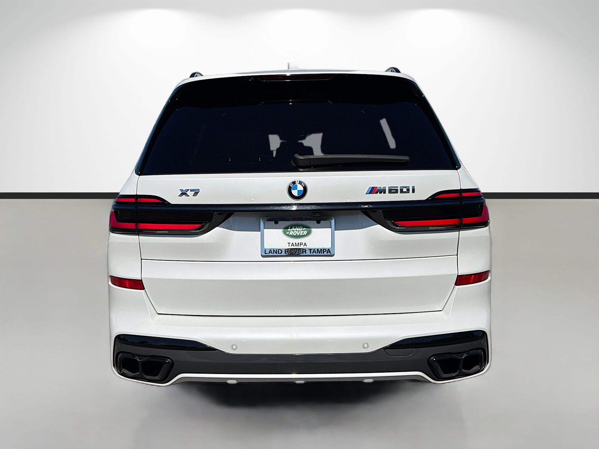 Used 2024 BMW X7 M60i w/ Executive Package AWD/4WD image 4