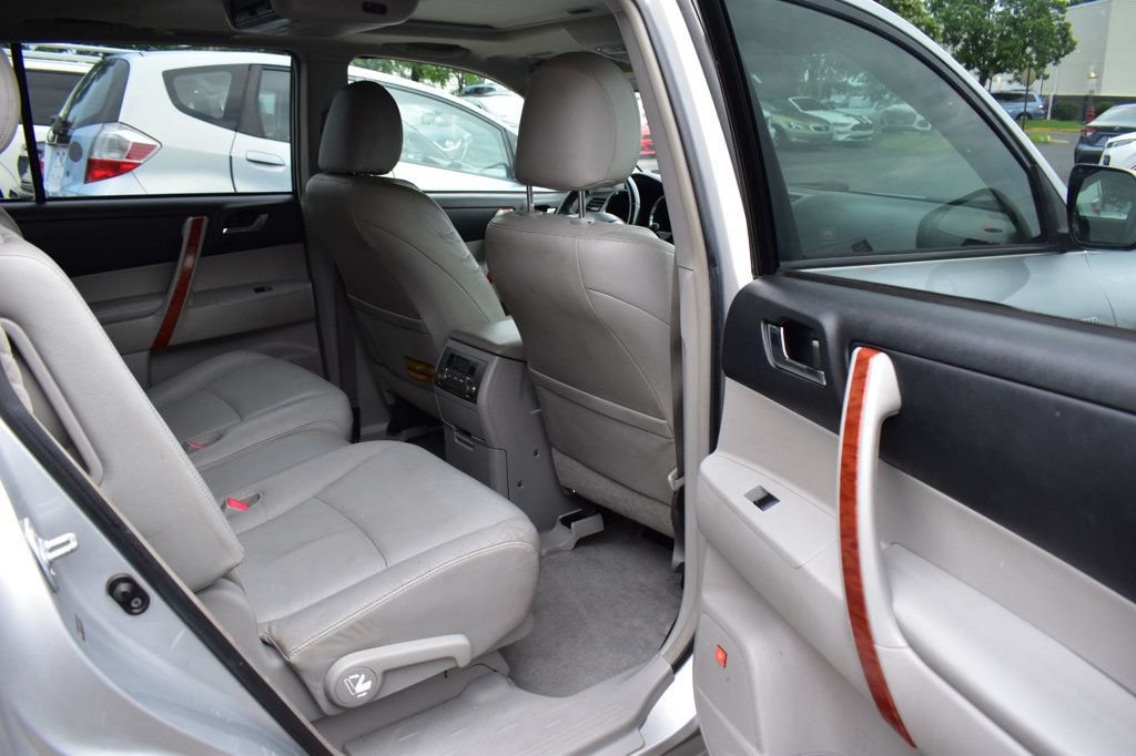 Used 2008 Toyota Highlander Limited AWD/4WD image 20