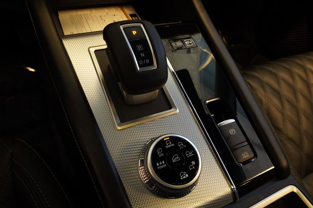 New 2026 Nissan Rogue Platinum image 19