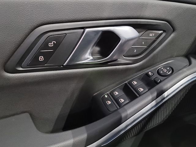 Used 2025 BMW 330i xDrive Sedan image 18