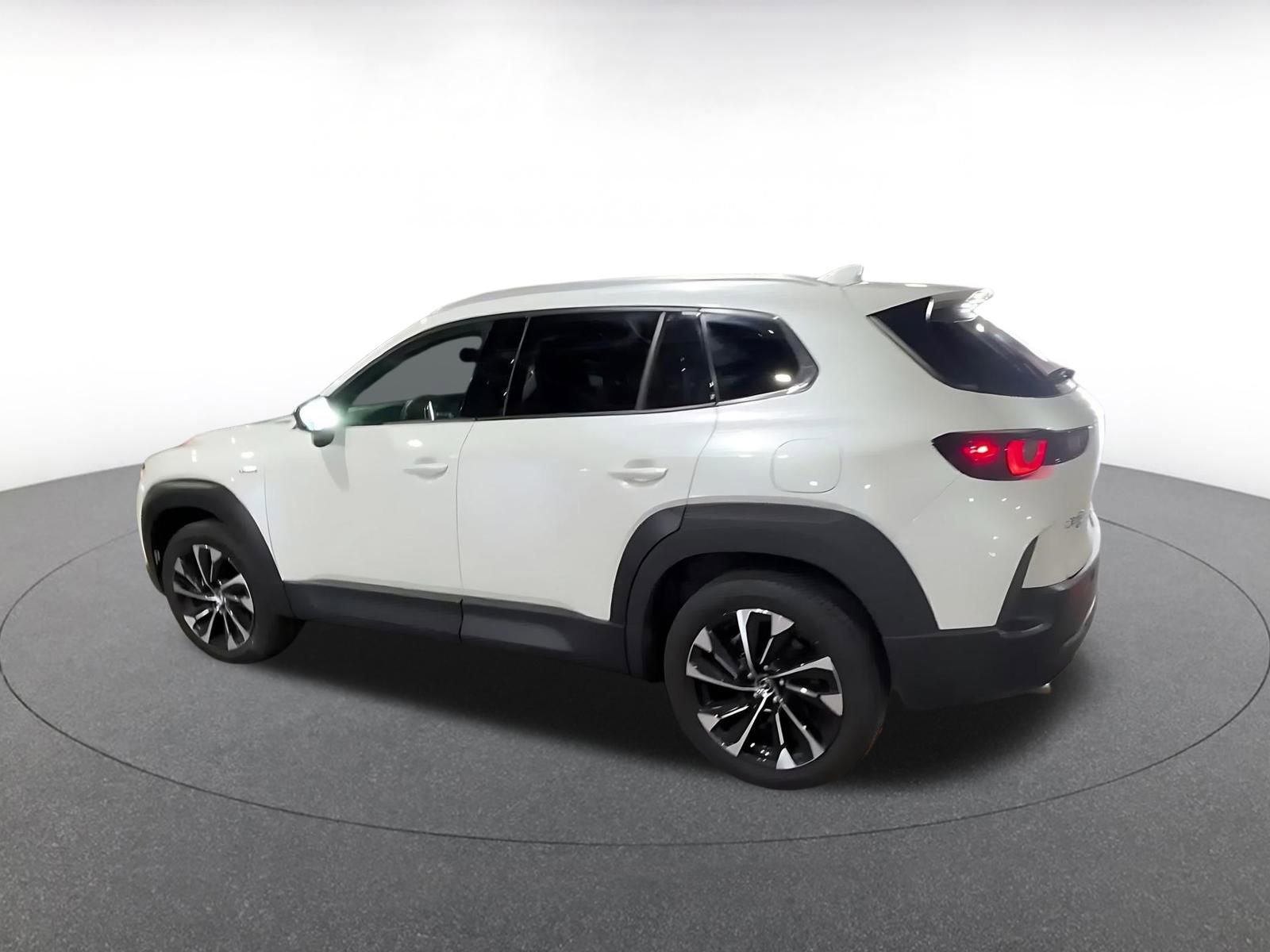 Used 2025 MAZDA CX-50 2.5 Hybrid w/ Premium Plus Pkg AWD/4WD image 10