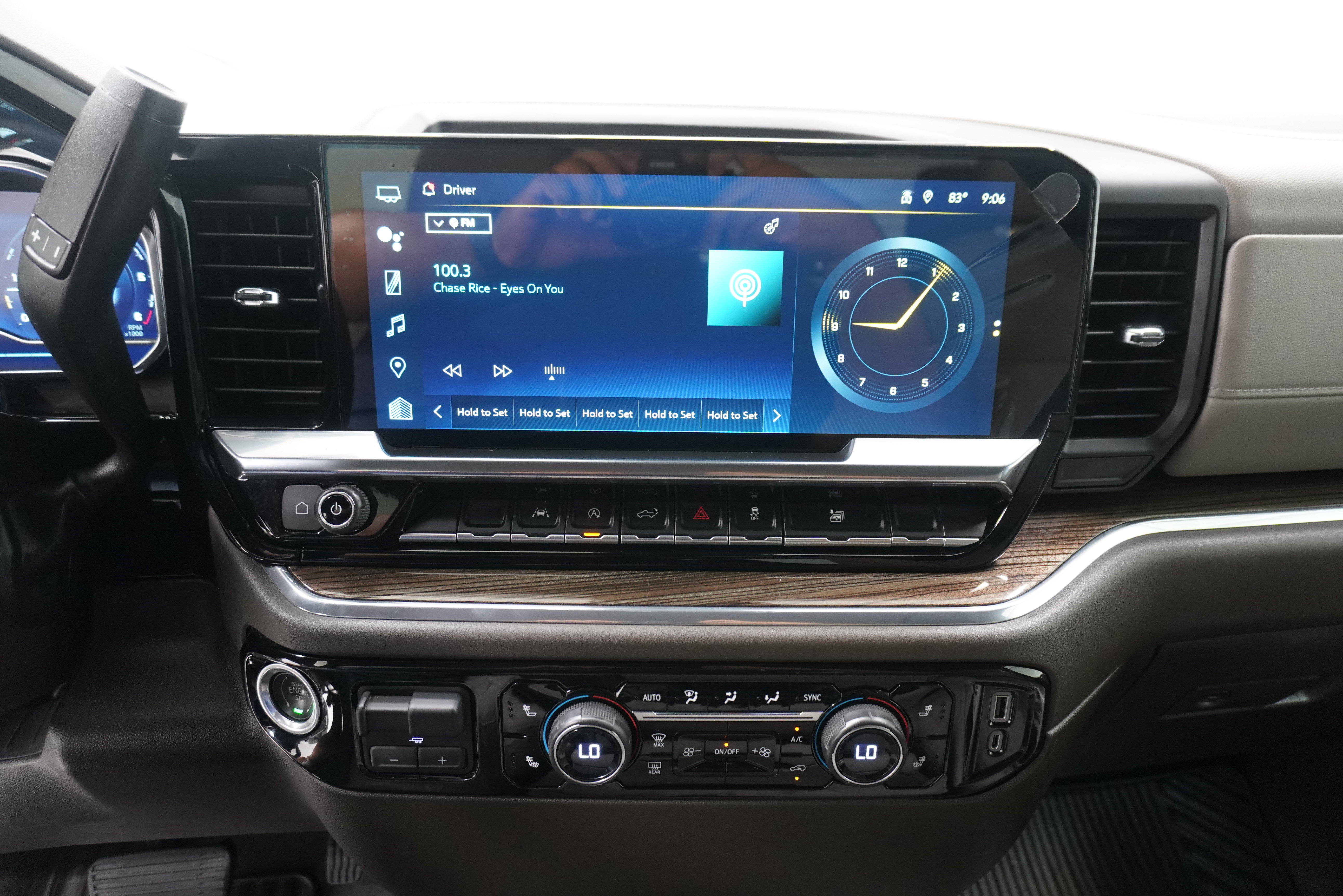 Used 2023 Chevrolet Silverado 1500 LT RWD image 19