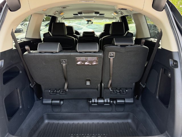 Used 2025 Honda Odyssey Touring image 17