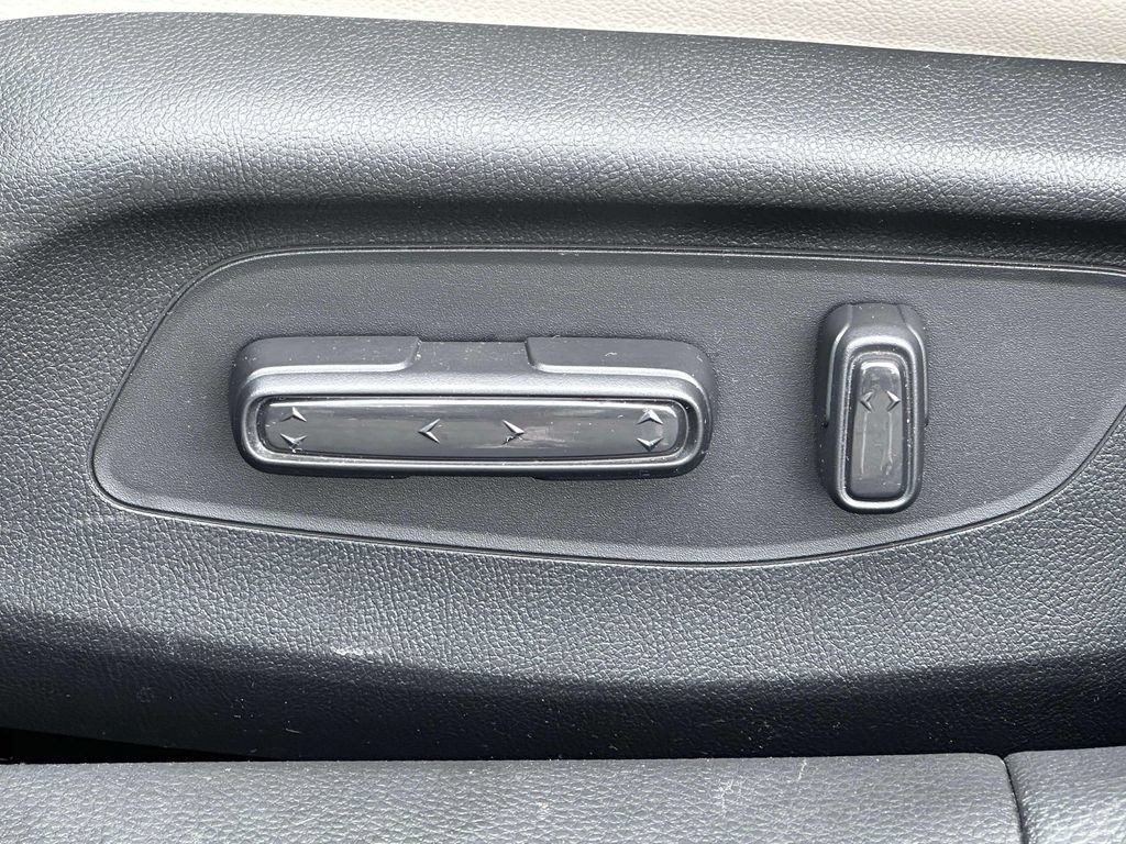 Used 2024 Honda Civic EX-L image 15