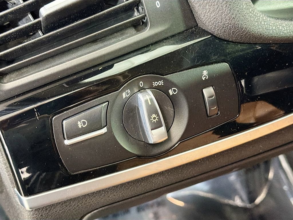 Used 2015 BMW X4 xDrive28i AWD/4WD image 12