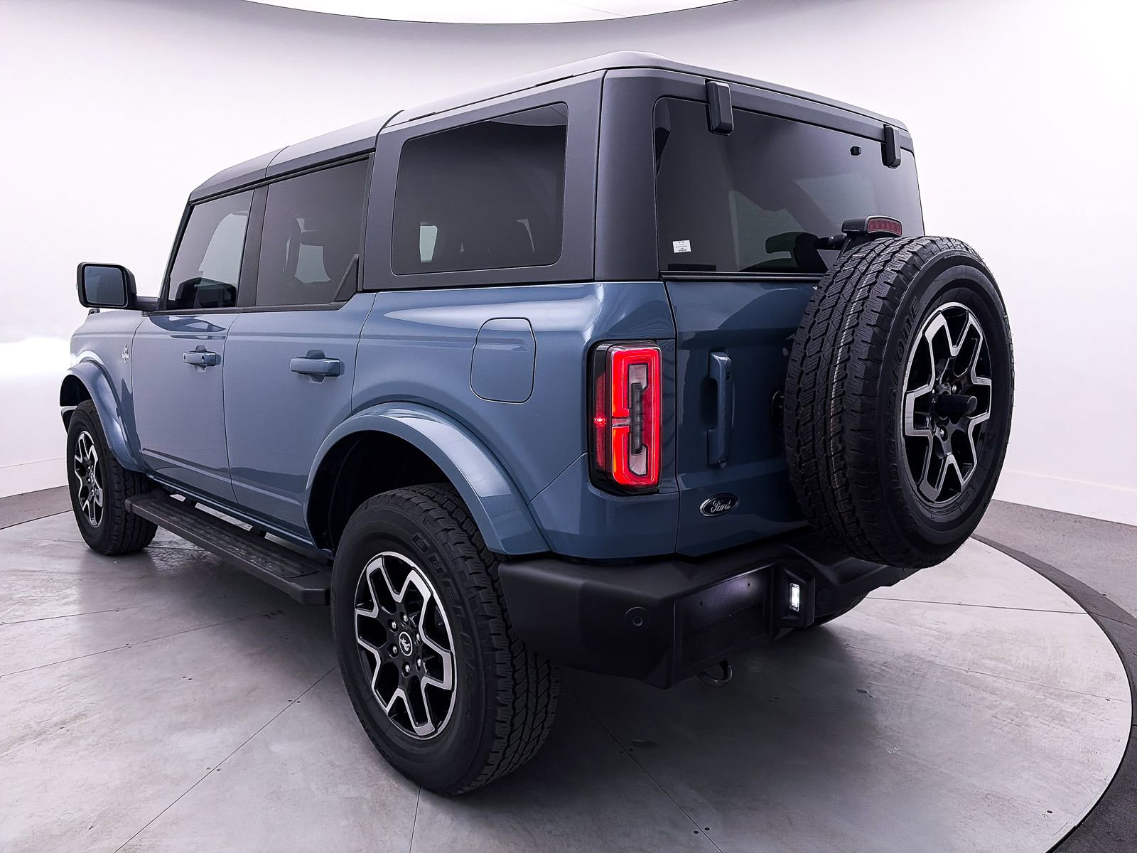 Used 2024 Ford Bronco Outer Banks image 15