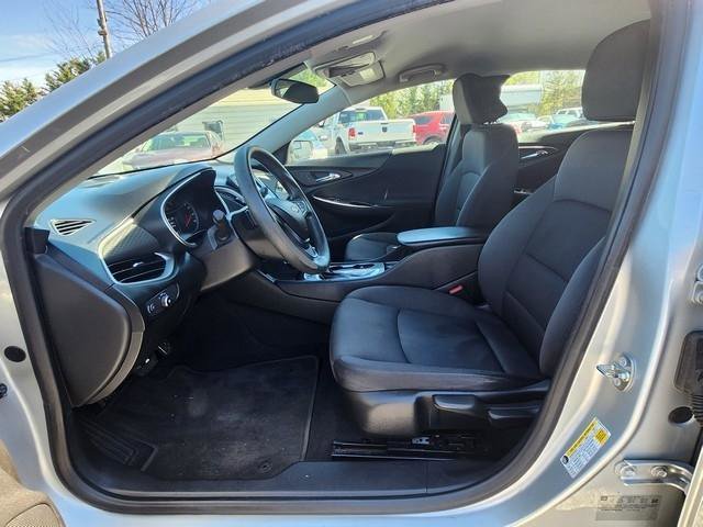 Used 2017 Chevrolet Malibu LS FWD image 10