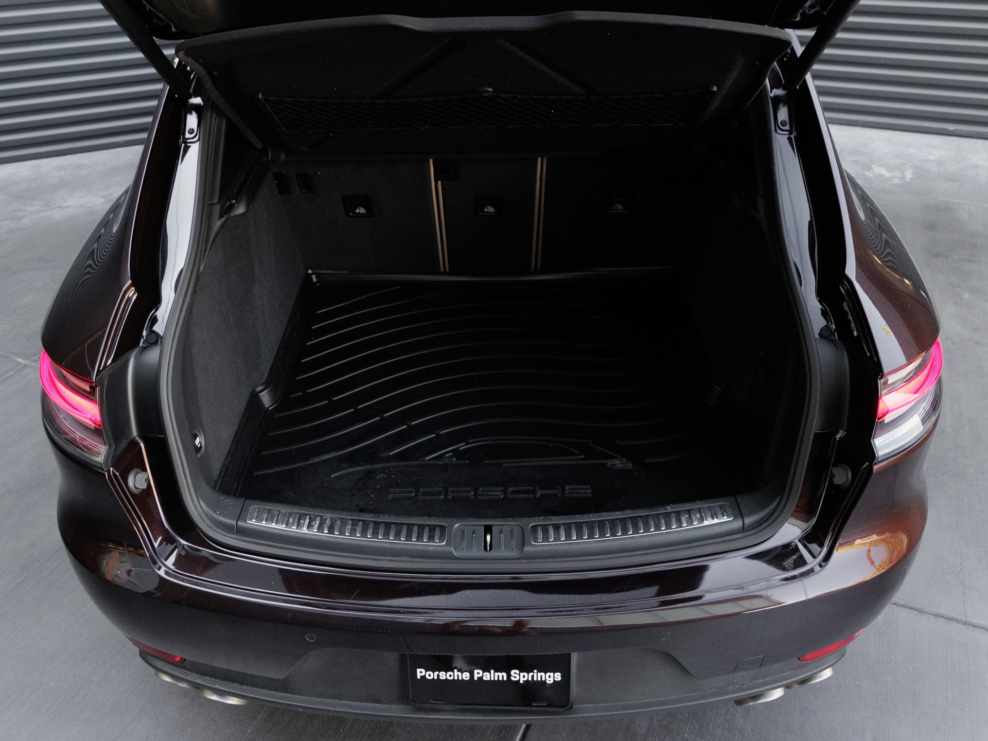 Certified 2021 Porsche Macan S AWD/4WD image 25