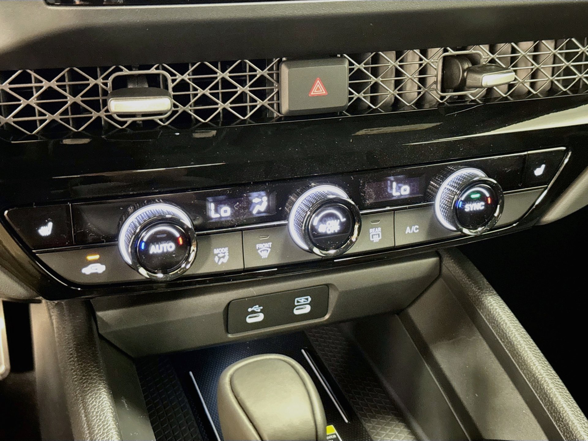 Used 2025 Honda Accord Sport image 13
