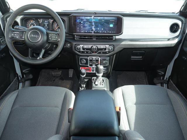 Used 2024 Jeep Wrangler Unlimited Sport AWD/4WD image 6