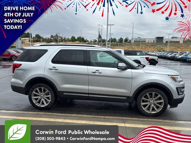 Used 2017 Ford Explorer Limited w/ Equipment Group 303A AWD/4WD image 8