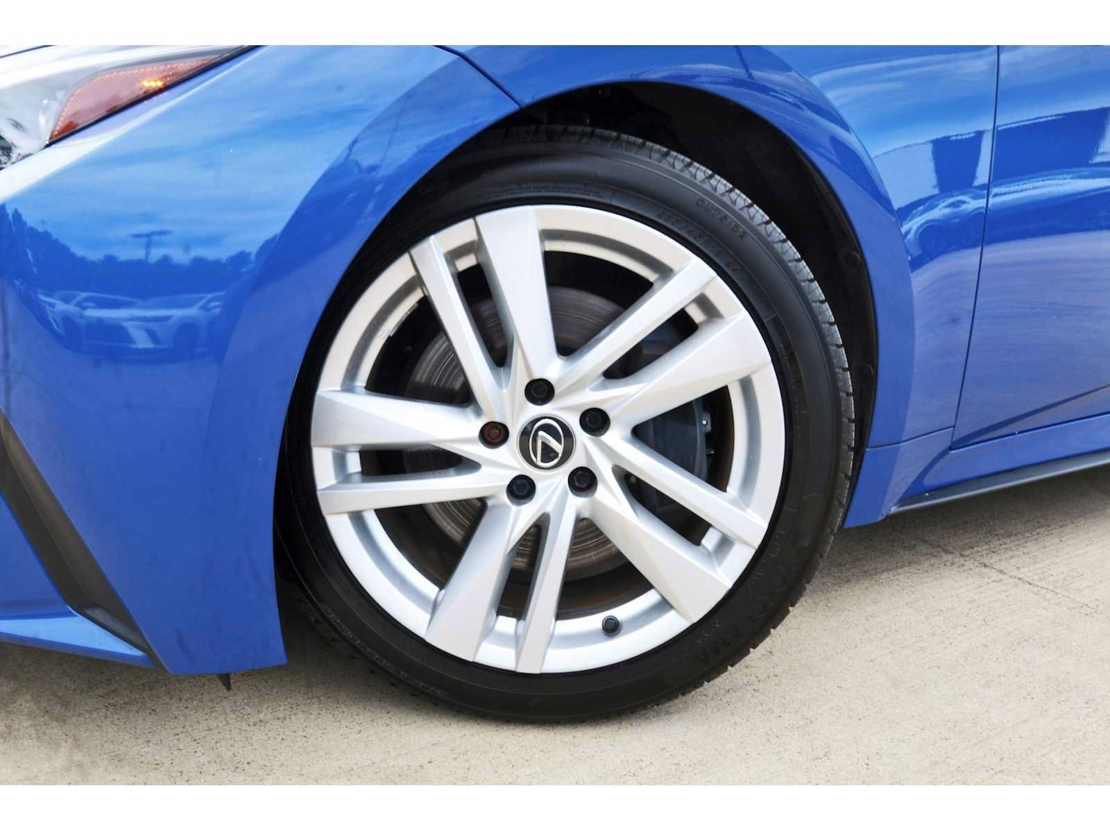 Used 2024 Lexus IS 300 w/ Comfort Package RWD image 30
