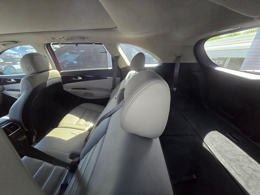Used 2018 Kia Sorento EX w/ EX Advanced Touring Package FWD image 5
