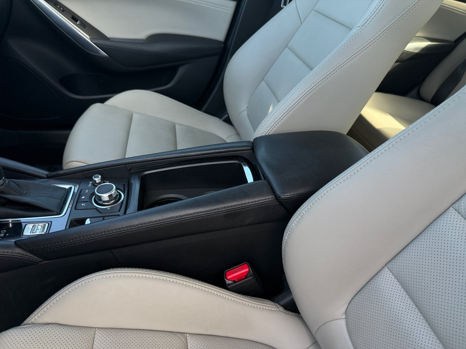 Used 2017 MAZDA MAZDA6 Touring FWD image 12