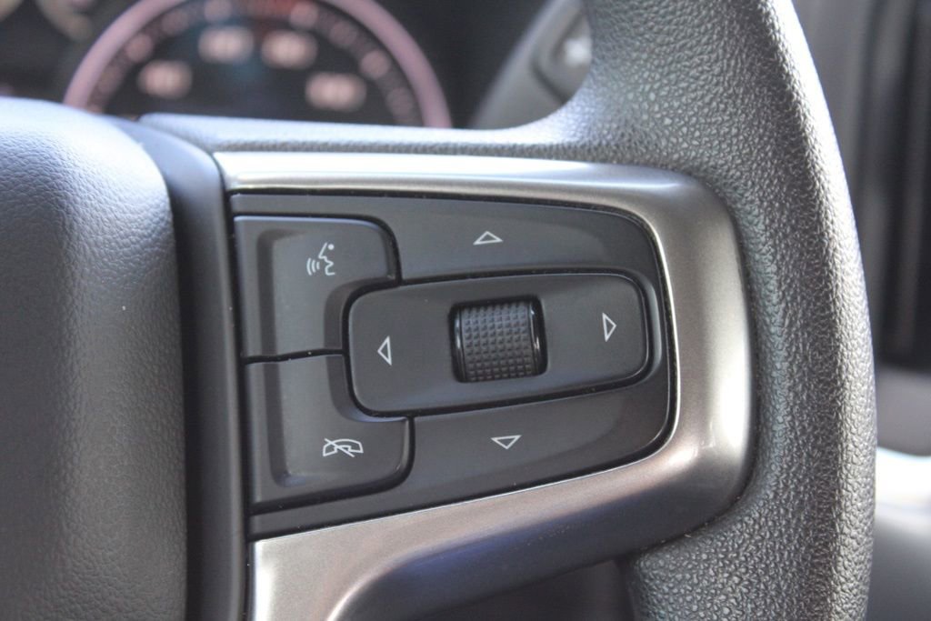 Used 2020 Chevrolet Silverado 1500 LT image 29